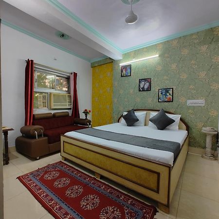 Hotel Swarajya Palace Агра Экстерьер фото