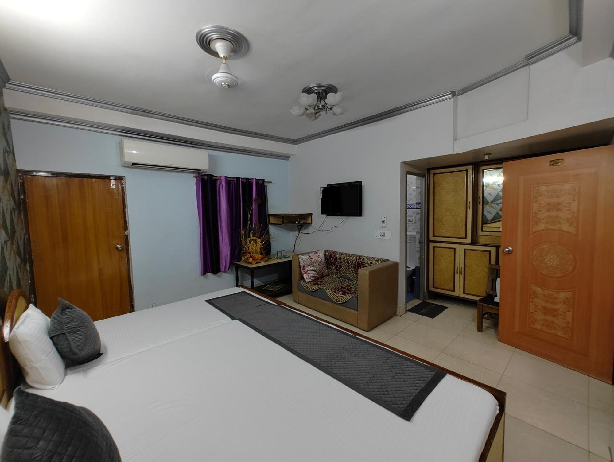 Hotel Swarajya Palace Агра Экстерьер фото